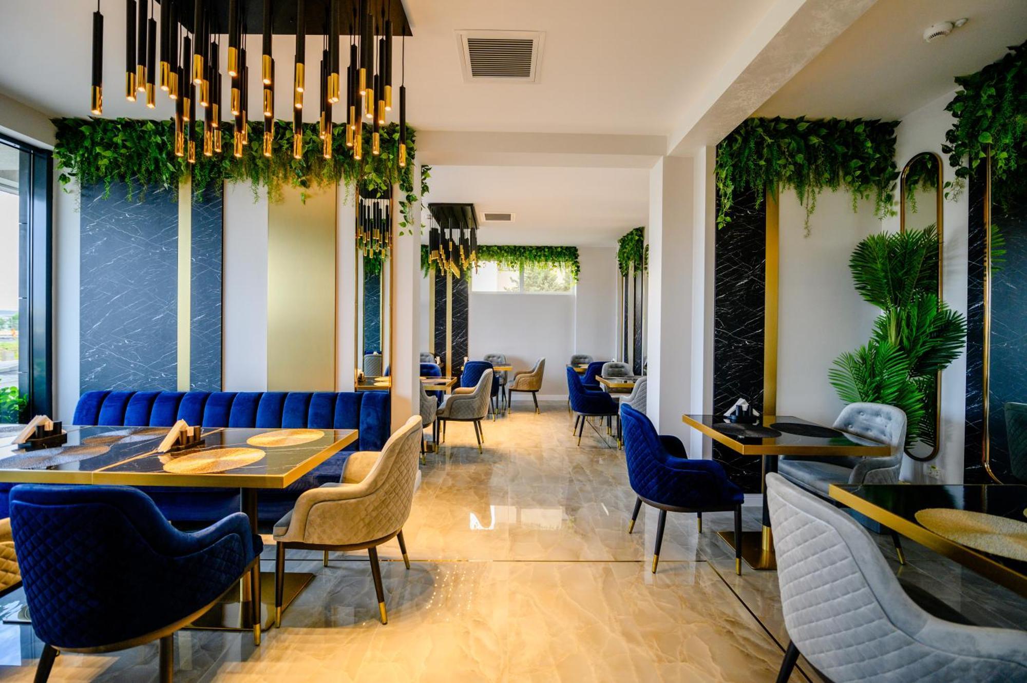 Elitte Inn & Suites Rosu Экстерьер фото