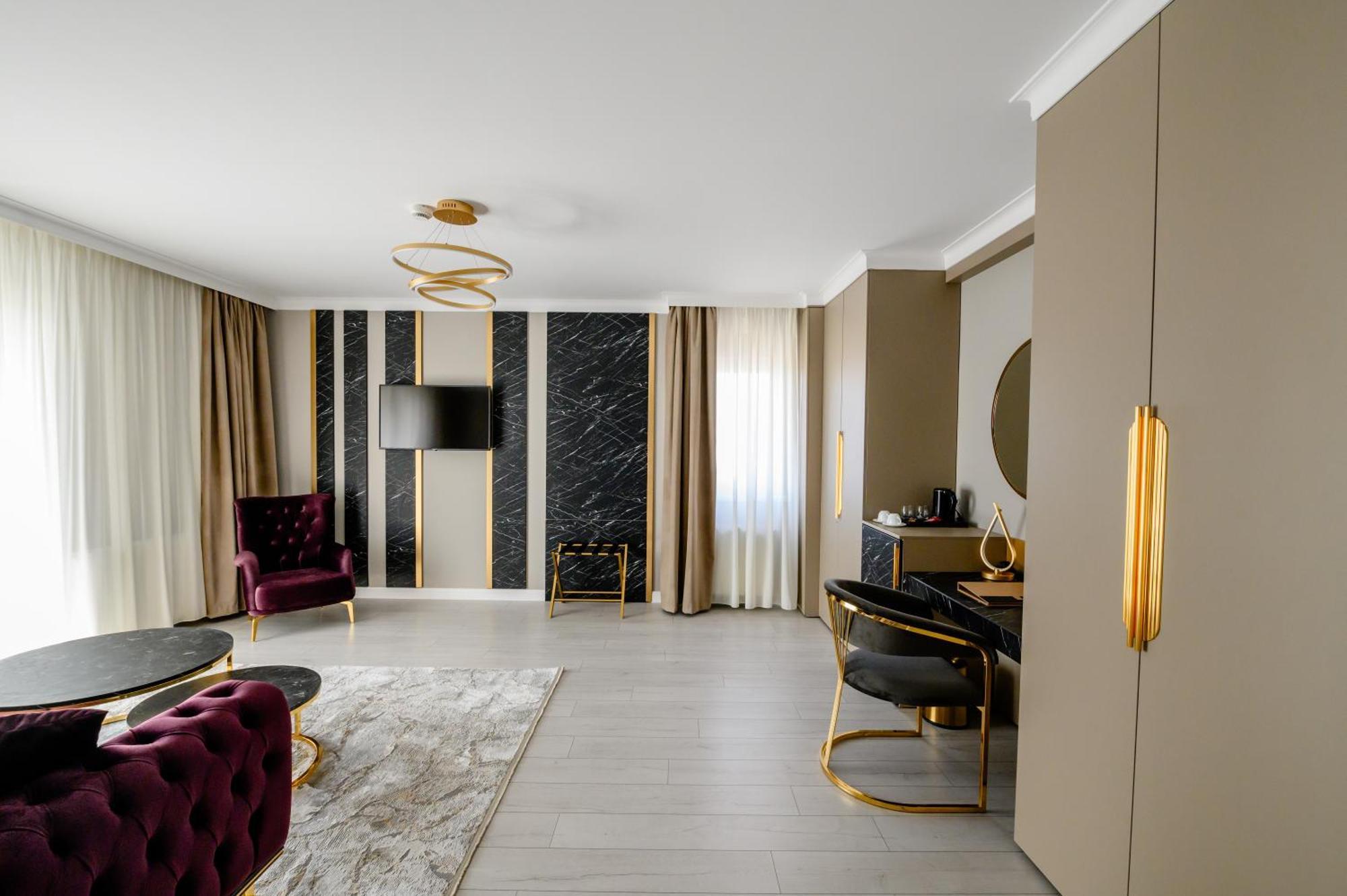 Elitte Inn & Suites Rosu Экстерьер фото